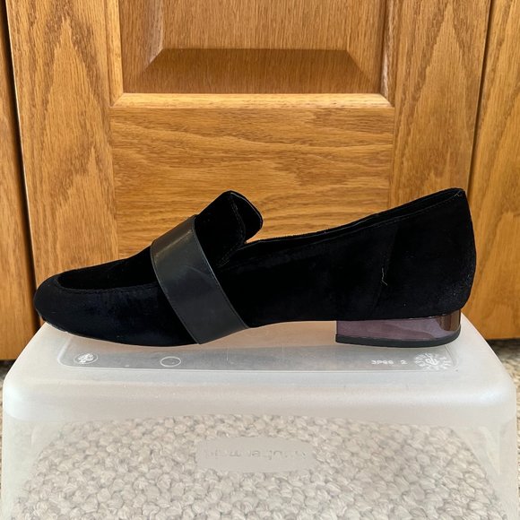 MICHAEL KORS - Cooper Velvet Loafer -- Excellent Condition! - Picture 8 of 13